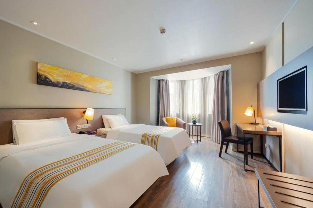 Home Inn Plus Shanghai Pudong Airport Chuansha Branch Exterior photo